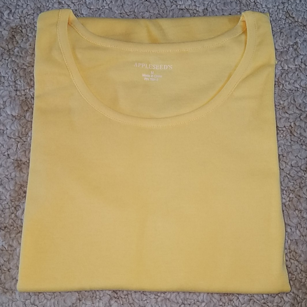 Appleseed's sleeveless yellow top - Picture 2 of 4